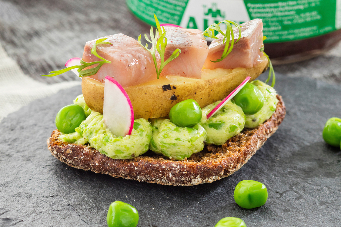 Ahti Tillisillileipä hernevoilla